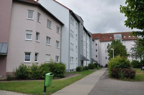Bild 1 - 3-Zi-Wohnung im 2.OG mit Balkon und TG-Stellplatz