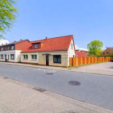 Schönes Haus in ruhiger Wohngegend - 