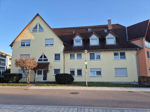 Außenansicht - Moderne 2,5-Zimmer-Wohnung mit Balkon, TG-Stellplatz und bester Lage