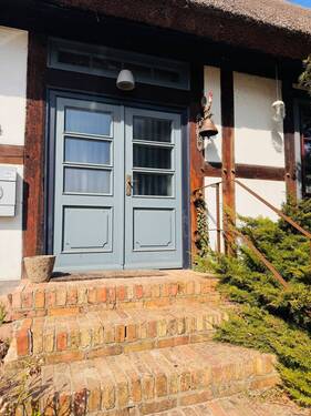Eingang - 5 Zimmer Mehrfamilienhaus, Wohnhaus in Kröslin