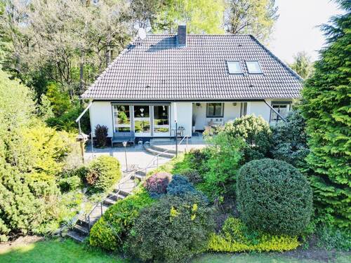 Titelbild - Idyllisch, gepflegt, besonders: Ihr neues Zuhause mit Wohlfühlgarantie! (AG-1020-224)