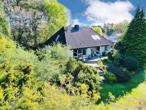  Außenansicht - 5 Zimmer Einfamilienhaus zum Kaufen in Bergen