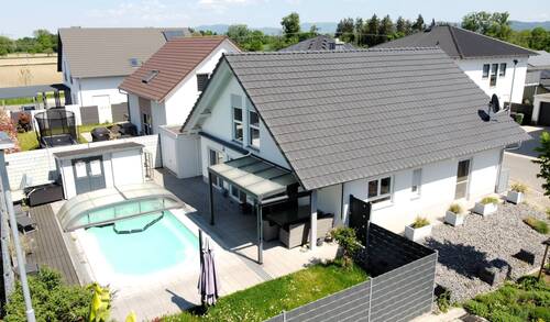 Außenansicht - 4 Zimmer Einfamilienhaus zum Kaufen in Neuried
