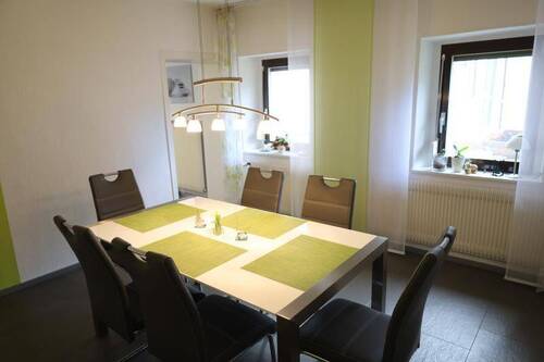 Essen EG - Mehrfamilienhaus, Wohnhaus mit 234,00 m² in Balingen zum Kaufen