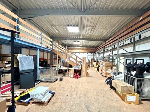Blick in die kleine Halle - 