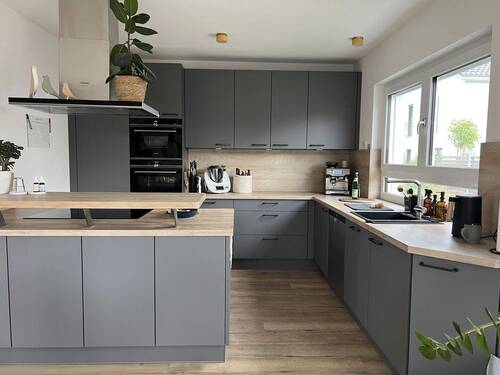 Einbauküche - Einfamilienhaus mit 160,00 m² in Spandau zur Miete