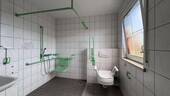 Behindertengerechtes Badezimmer - 