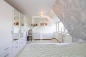 Schlafzimmer im Dachgeschoss - 