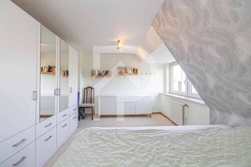 Schlafzimmer im Dachgeschoss - 