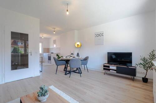 Wohnzimmer - Freundliches Reihenhaus - renoviert, mit neuer Heizung
