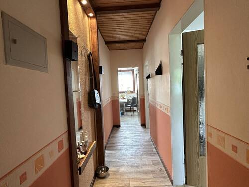 Flur Wohnung DG - 