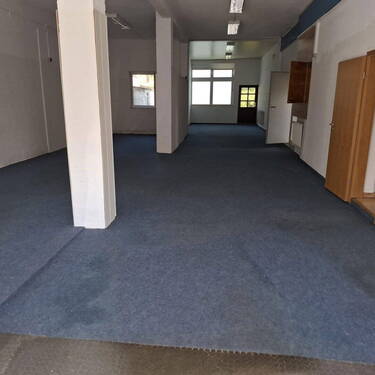 Blick in den Verkaufsraum - Gewerbeobjekt (Büro, Produktion, Verkauf) zur Miete in Mölln