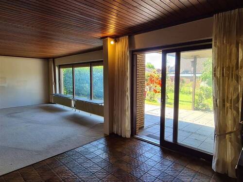 Wohn-Esszimmer mit Terrassenzugang - 