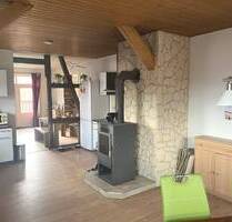 Großzügiges Einfamilienhaus mit Garten - Deesbach