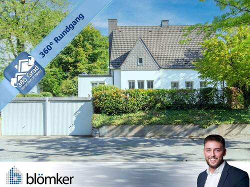 Straßenansicht - Blömker! Freistehendes Einfamilienhaus mit traumhaften Garten und zwei Garagen am Wittringer Wald!