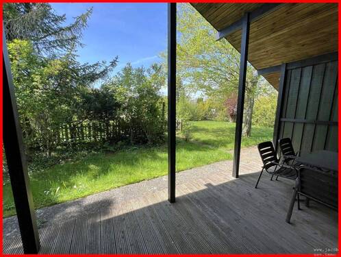 Überdachte Westterrasse - 