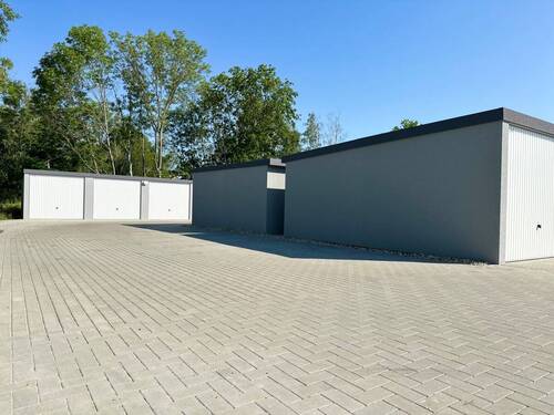 Garagenpark Halle 2 - Einfamilienhaus in Halle (Saale) / Trotha zum Kaufen