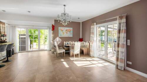 EG Esszimmer 1 - 
