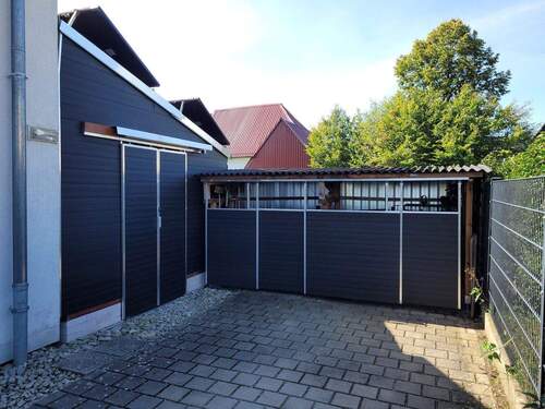 Stellplatz & Gartenhaus - 