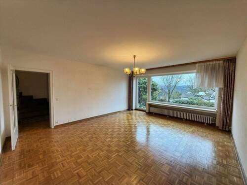 Wohnzimmer Souterrain - Doppelhaushälfte mit 105,00 m&sup2; in Essen zum Kaufen