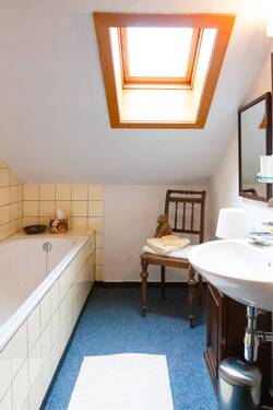 Das Badezimmer im DG - 
