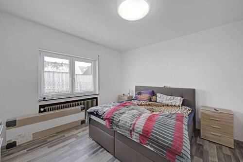 Schlafzimmer EG - 