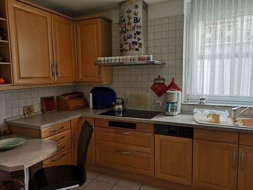 Küche mit Essplatz - 