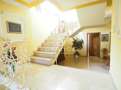 Galerie OG - 7 Zimmer Mehrfamilienhaus, Wohnhaus zum Kaufen in Blaubeuren