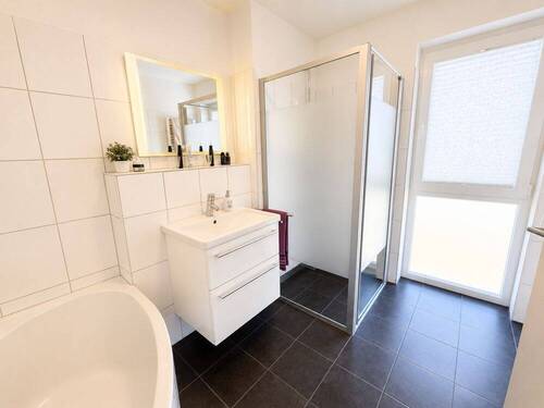 Bad en Suite Ansicht 2 - 