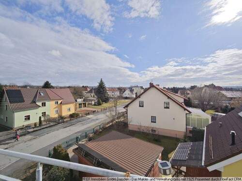 Ausblick Balkon Wohnzimmer (2) - 2 Zimmer Etagenwohnung in Weinböhla
