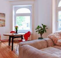Tür auf. Hamburg an. Stilvolle Altbauwohnung im Herzen vom Hamburg-Neustadt