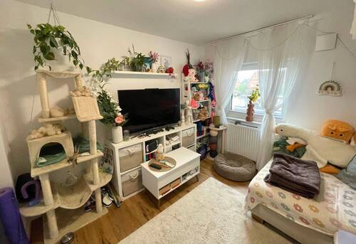 Wohnzimmer - 3 Zimmer Etagenwohnung in Deinste