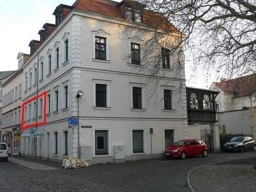 Objekt Vorderansicht - 2 - Raumwohnung inmitten der Altstadt Grimma (1. OG) ab 01.11.2025
