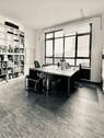 workspace - Kreativer Schreibtischplatz im Studio Office Mitte Berlin - Bibliothek & Kaffee