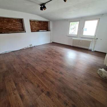 Büro 1 - 