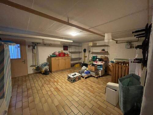 Kellerraum 1 mit Gartenzugang - 