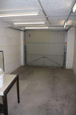 PKW-Einzelgarage mit Hauszugang - 