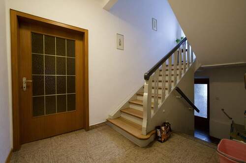 Treppenaufgang Erdgeschoss - 