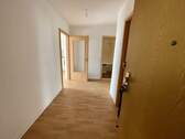 Flur - 3 Zimmer Etagenwohnung zur Miete in Chemnitz