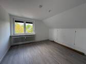 Zimmer, alle Fußböden neu - Etagenwohnung mit 49,00 m&sup2; in Schneverdingen zur Miete