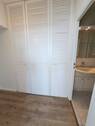 Einbauschrank vor Bad - 