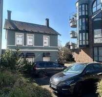 MFH mit 4 Wohneinheiten+Heilpraktiker-Praxis, kleinem Garten, Terrasse und zwei Garagen zur flexiblen Nutzung in zentraler Lage in Lüdenscheid...