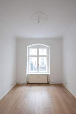 Beispielwohnung - Altbauwohnung mit kleinem Garten und optimalem Grundriss - mit Perspektive auf Eigennutzung!