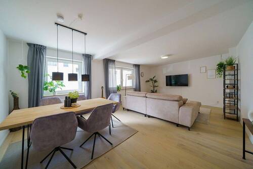 Wohnen - Ohne Makler! Charmante Wohnung mit Garten und Stellplatz!