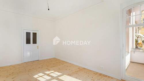 Wohnzimmer 2 - 2 Zimmer Etagenwohnung in Berlin