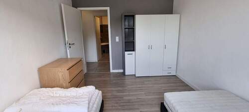 1 Schlafzimmer unten - 