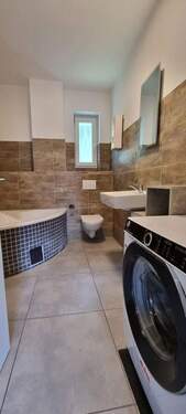 incl. neuer Waschmaschine - 4 Zimmer Etagenwohnung zur Miete in Wuppertal