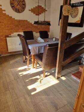 Medien 12-E9309A7B-F740-456C-B245-D3A82933D521 - 