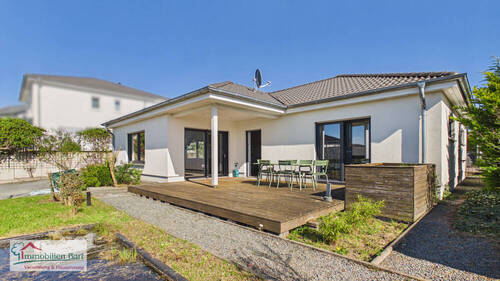 Terrasse - GRENZNÄHE LUXEMBURG: A+ BUNGALOW VON 2017 IN TOP-WOHNLAGE!