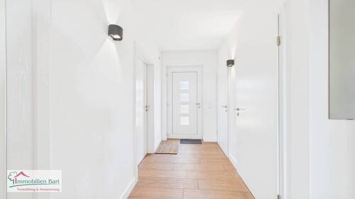 Diele - 4 Zimmer Bungalow zum Kaufen in Freudenburg